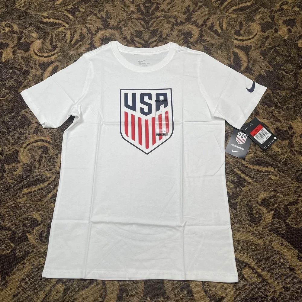 Team USA Soccer Crest White Nike Athletic Cut T-Shirt Youth Size Large New A